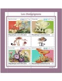 n° 8675/8678  - Timbre CENTRAFRIQUE Poste